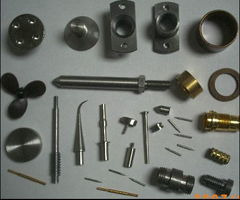 五金产品的多样应用 铜柱、销钉与螺丝螺母